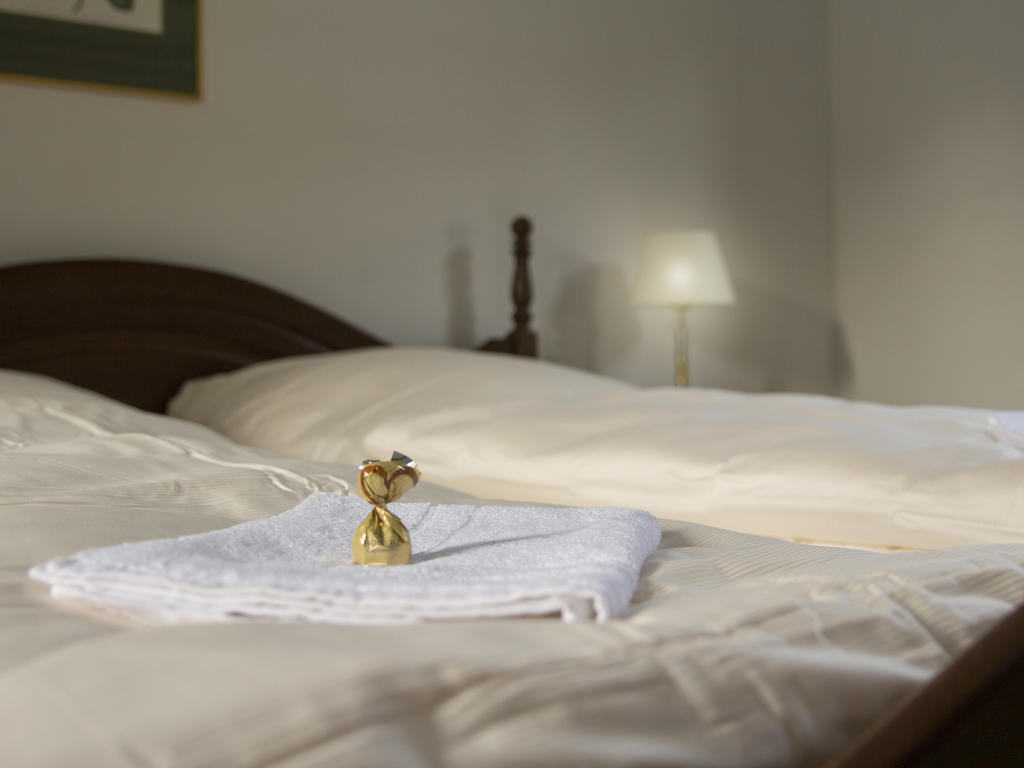 Hotel & Restaurant Gut Hungenbach Kurten Room photo